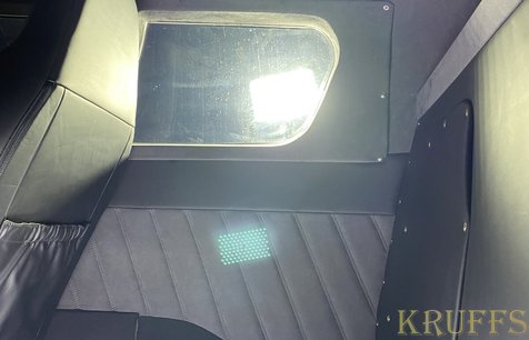 перетяжка екошкірою кабіни літака Київ