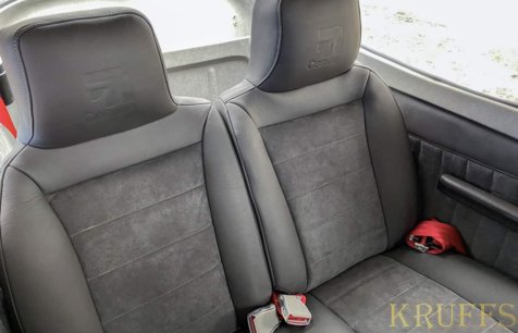 перетяжка крісла пілота цесна київ